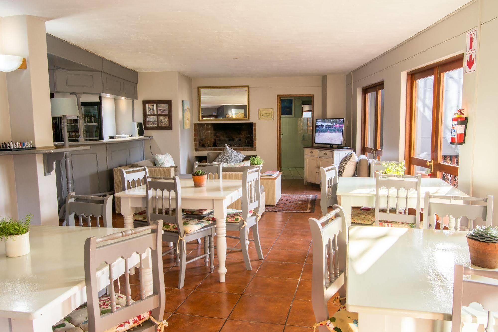 Hotel Edward Charles Manor Mossel Bay Exterior foto