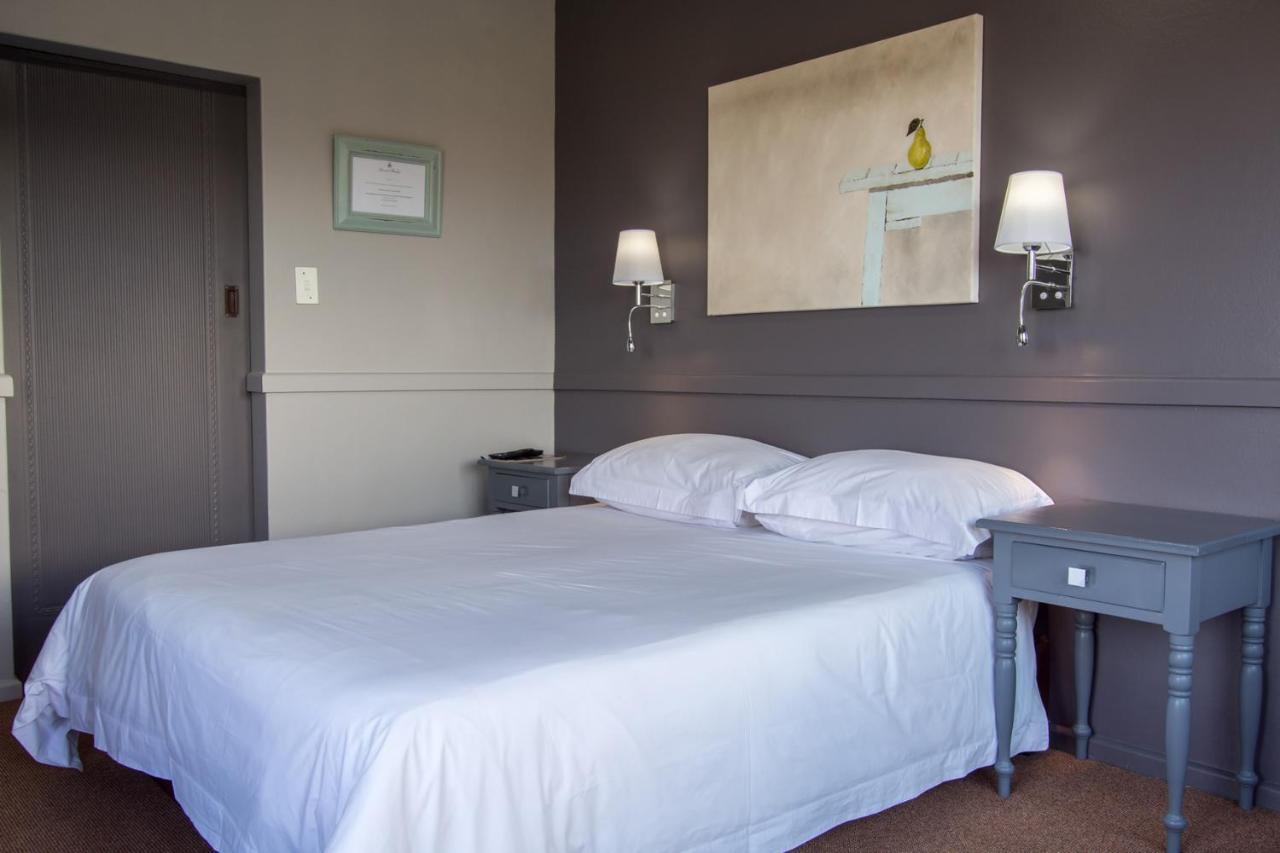 Hotel Edward Charles Manor Mossel Bay Exterior foto